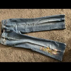 Embroidered design jeans